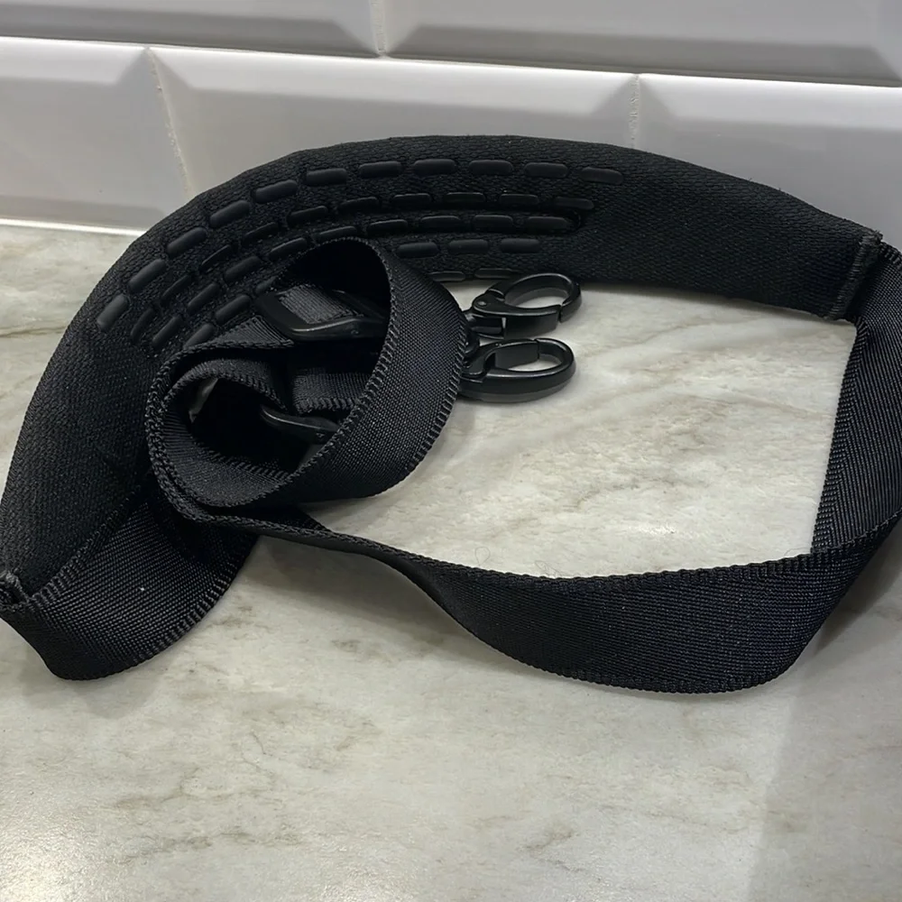 Quantaray Camera case w shoulder strap